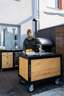 Der Merklinger Outdoor Modul "Toni" (2 Türen + Spülbecken – Armatur) -Cafiro Geschäft 5803687030a33a0cb568e5c8f1785124