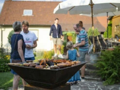 Feuerschale Plancha BlackBull BigQube M Wood -Cafiro Geschäft bigqube 18 768x576 1