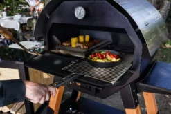 Der Merklinger 800 Holzofen Standard -Cafiro Geschäft merklinger holzbackofen grill pizzaofen brotbackofen 800 grillen2 jpg