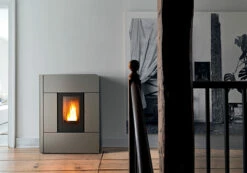 Pelletofen MCZ RAAM Comfort Air X-UP S1, 8 KW -Cafiro Geschäft raam ambienteozkydos1e7pmu